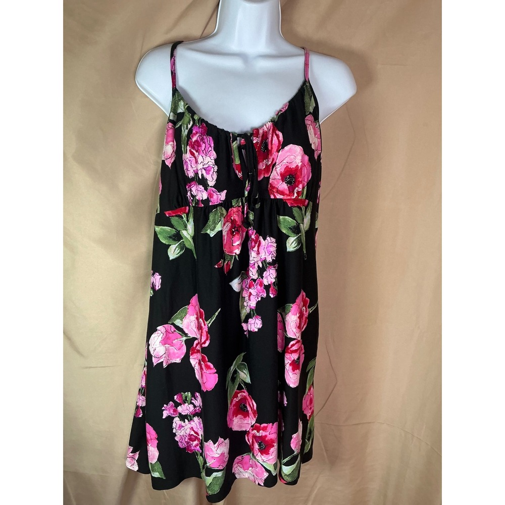 Secret Treasures Floral Chemise Womens XL Black Pink Excellent Lace Racerback